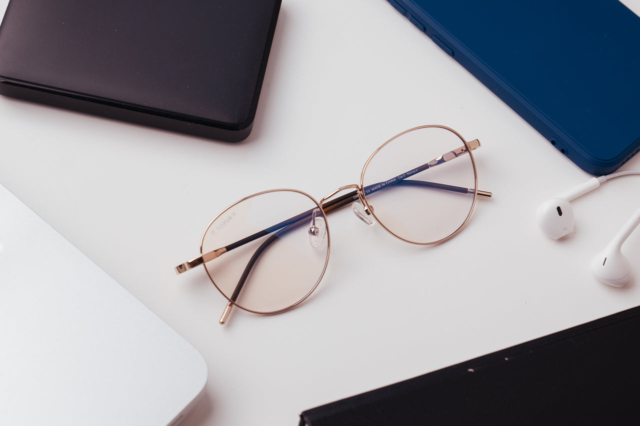 lunettes pour écrans pour yeux sans correction aux verres clair ushuaia gold formes ronde protègent la vue