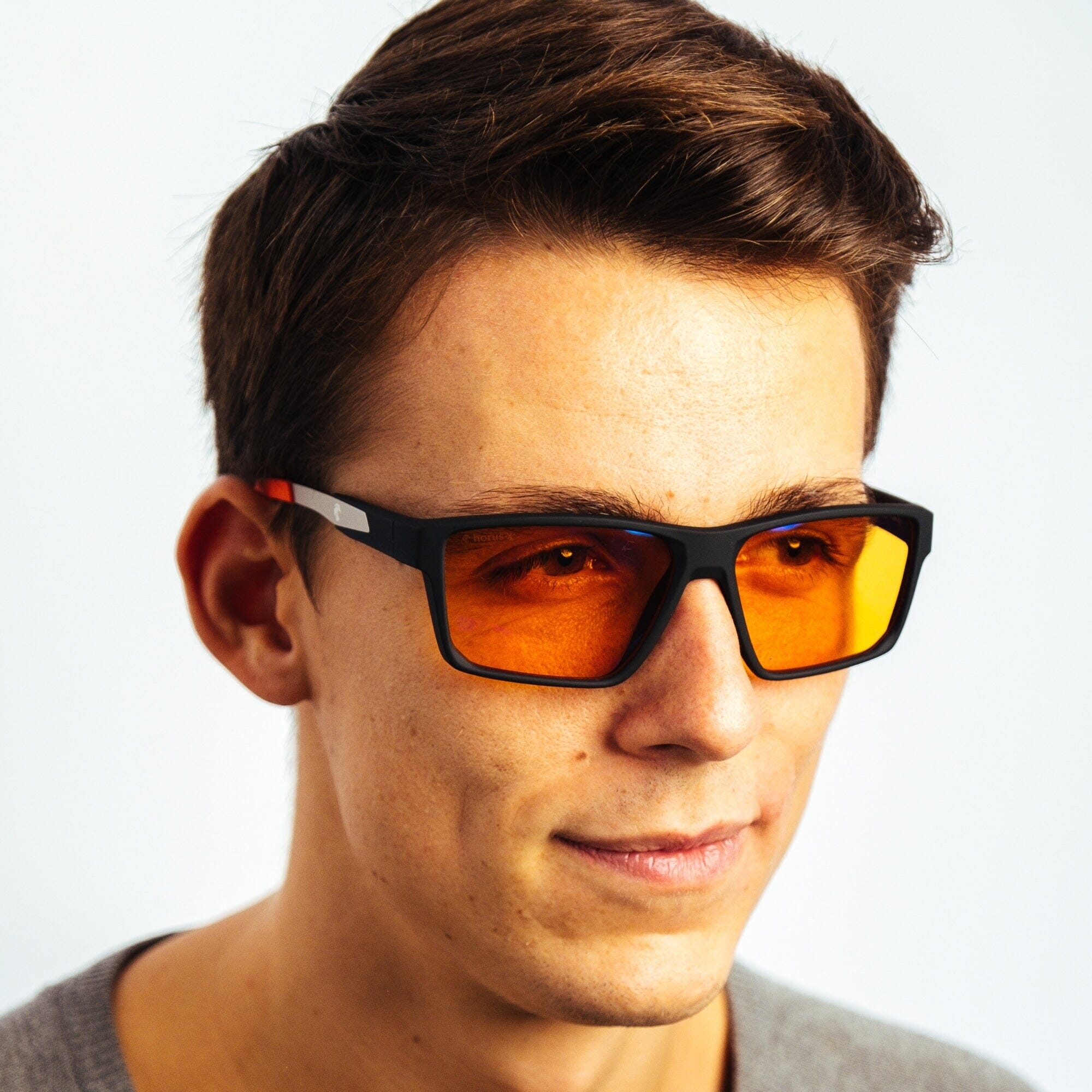 lunette pour gamer pour homme la revolution orange horus x